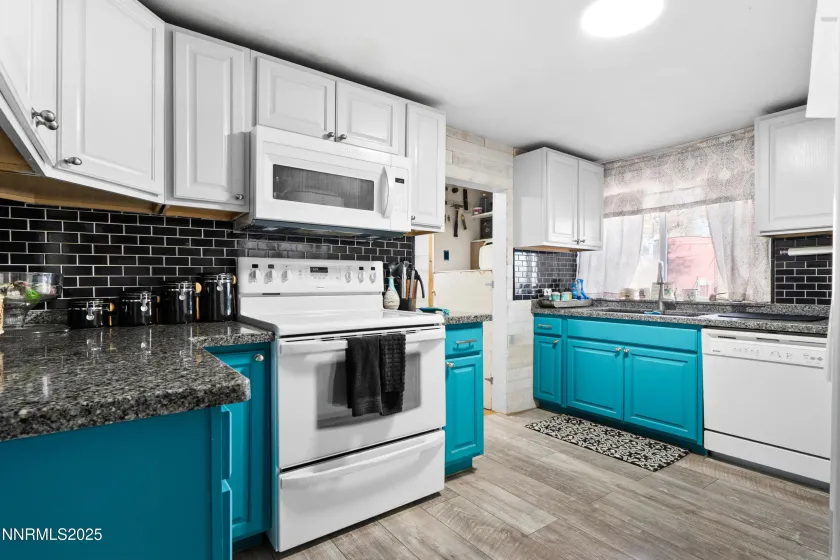 6995 Rose Creek, Winnemucca, Nevada 89445, 3 Bedrooms Bedrooms, ,3 BathroomsBathrooms,Residential,Residential,Rose Creek,250058107