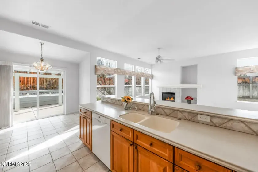 9790 Frankwood, Reno, Nevada 89521, 3 Bedrooms Bedrooms, ,2 BathroomsBathrooms,Residential,Residential,Frankwood,250058111