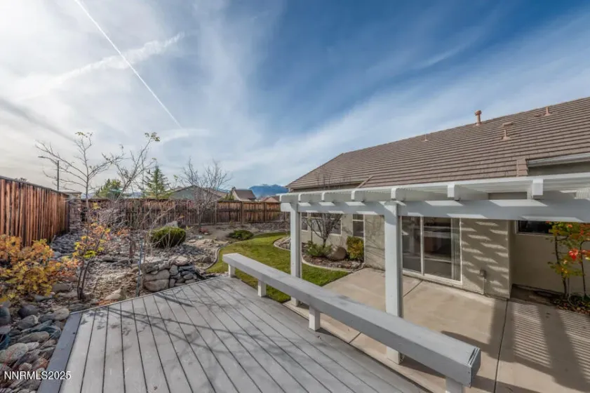 9790 Frankwood, Reno, Nevada 89521, 3 Bedrooms Bedrooms, ,2 BathroomsBathrooms,Residential,Residential,Frankwood,250058111