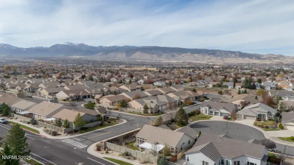 9790 Frankwood, Reno, Nevada 89521, 3 Bedrooms Bedrooms, ,2 BathroomsBathrooms,Residential,Residential,Frankwood,250058111