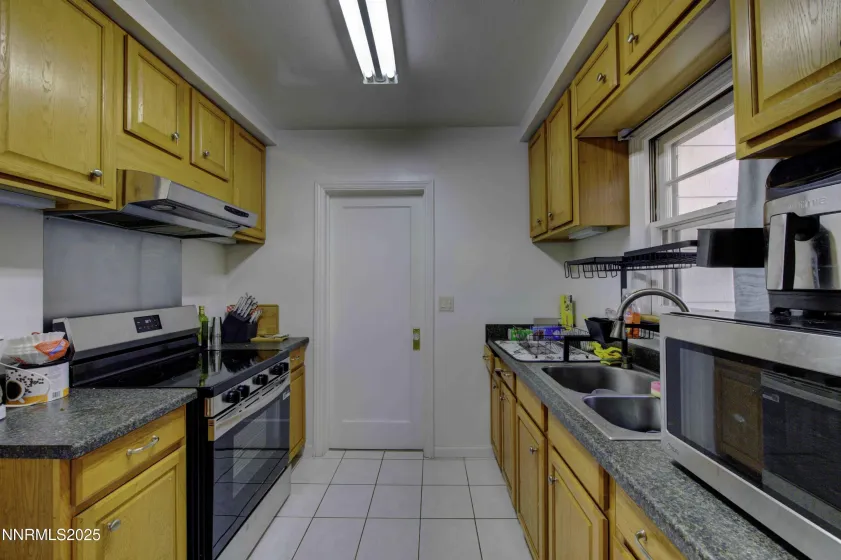 407 Imperial, Reno, Nevada 89503, ,Residential Income,Residential,Imperial,250058110