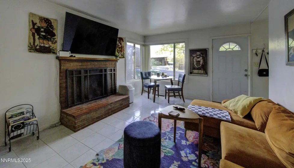 407 Imperial, Reno, Nevada 89503, ,Residential Income,Residential,Imperial,250058110