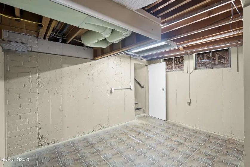 1692 Oakhurst, Reno, Nevada 89509, 2 Bedrooms Bedrooms, ,2 BathroomsBathrooms,Residential,Residential,Oakhurst,250058118