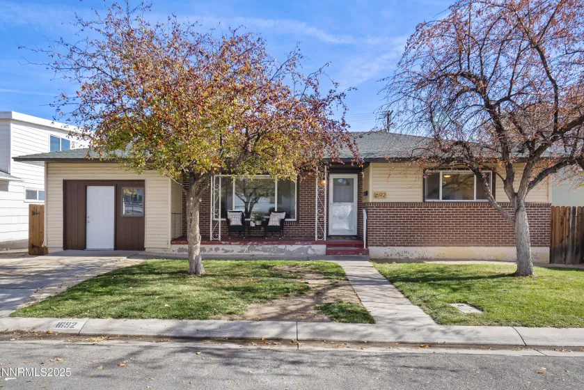 1692 Oakhurst, Reno, Nevada 89509, 2 Bedrooms Bedrooms, ,2 BathroomsBathrooms,Residential,Residential,Oakhurst,250058118