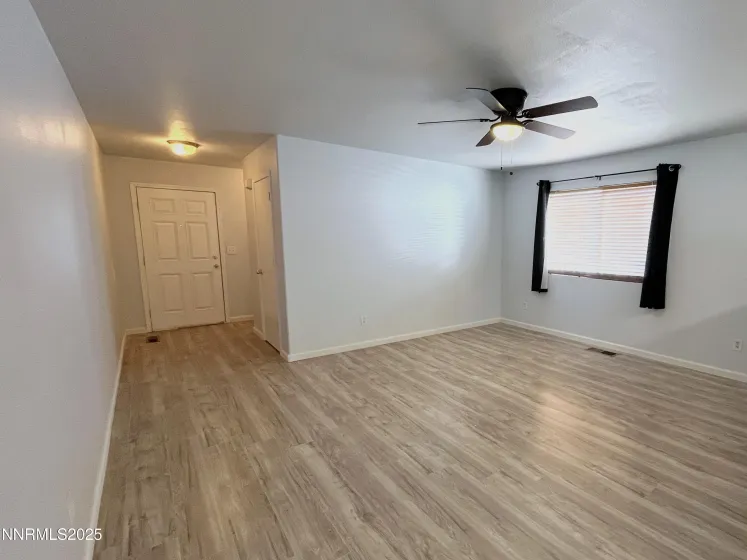 7462 Findhorn, Reno, Nevada 89506, 2 Bedrooms Bedrooms, ,2 BathroomsBathrooms,Residential,Residential,Findhorn,250058121