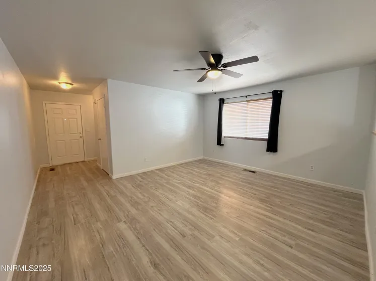 7462 Findhorn, Reno, Nevada 89506, 2 Bedrooms Bedrooms, ,2 BathroomsBathrooms,Residential,Residential,Findhorn,250058121