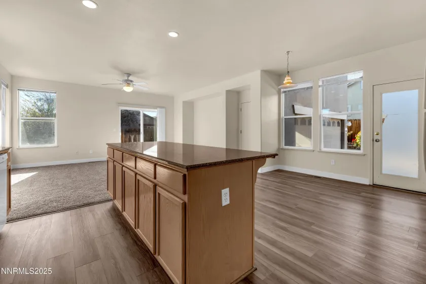 5707 Rainier Peak, Sparks, Nevada 89436, 3 Bedrooms Bedrooms, ,3 BathroomsBathrooms,Residential,Residential,Rainier Peak,250058123