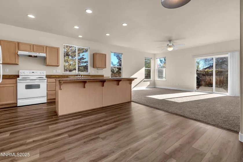 5707 Rainier Peak, Sparks, Nevada 89436, 3 Bedrooms Bedrooms, ,3 BathroomsBathrooms,Residential,Residential,Rainier Peak,250058123