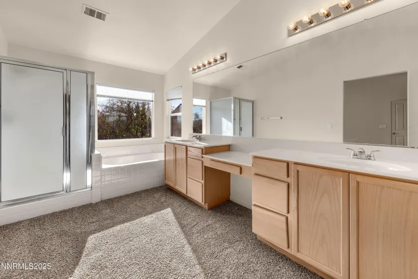 5707 Rainier Peak, Sparks, Nevada 89436, 3 Bedrooms Bedrooms, ,3 BathroomsBathrooms,Residential,Residential,Rainier Peak,250058123