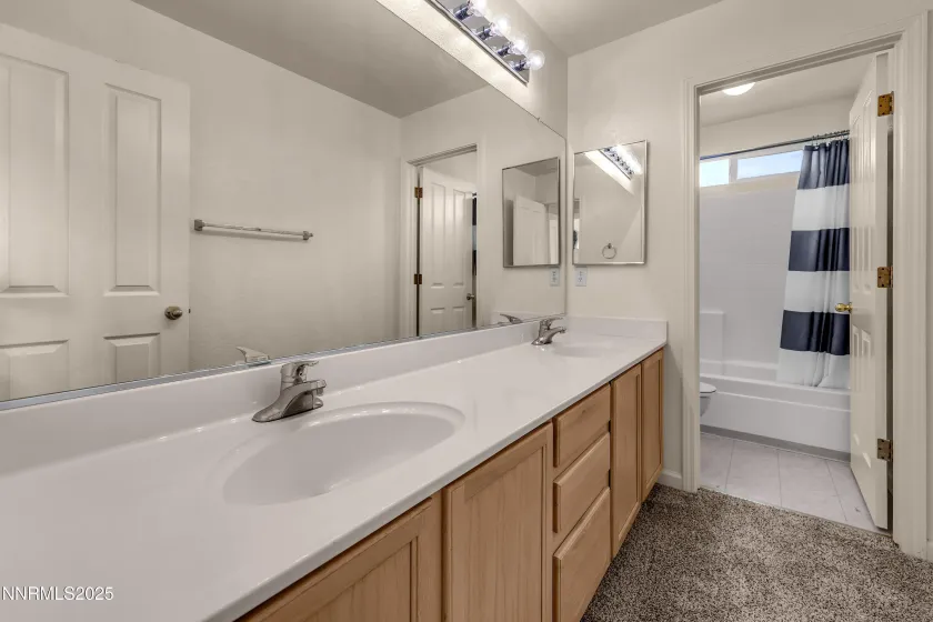 5707 Rainier Peak, Sparks, Nevada 89436, 3 Bedrooms Bedrooms, ,3 BathroomsBathrooms,Residential,Residential,Rainier Peak,250058123