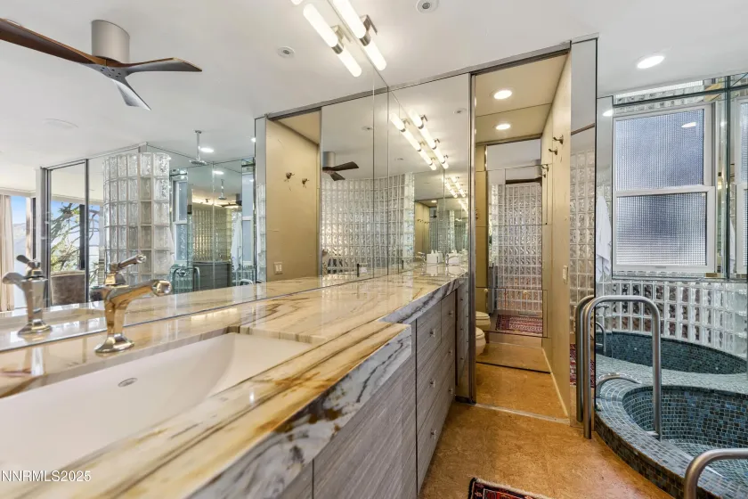 455 Lakeshore, Incline Village, Nevada 89451, 2 Bedrooms Bedrooms, ,2 BathroomsBathrooms,Residential,Residential,Lakeshore,250058126