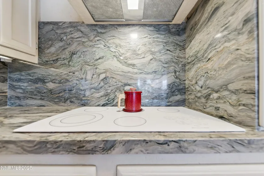 455 Lakeshore, Incline Village, Nevada 89451, 2 Bedrooms Bedrooms, ,2 BathroomsBathrooms,Residential,Residential,Lakeshore,250058126