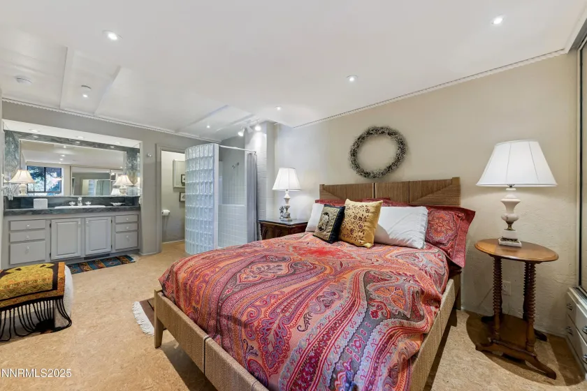 455 Lakeshore, Incline Village, Nevada 89451, 2 Bedrooms Bedrooms, ,2 BathroomsBathrooms,Residential,Residential,Lakeshore,250058126