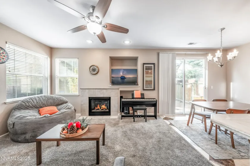 5722 Golden Eagle, Reno, Nevada 89523, 3 Bedrooms Bedrooms, ,3 BathroomsBathrooms,Residential,Residential,Golden Eagle,250058128