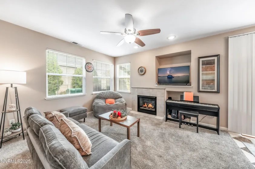 5722 Golden Eagle, Reno, Nevada 89523, 3 Bedrooms Bedrooms, ,3 BathroomsBathrooms,Residential,Residential,Golden Eagle,250058128