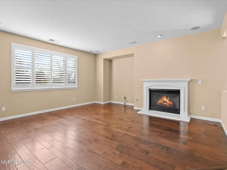 1710 Jewel Star, Reno, Nevada 89506, 4 Bedrooms Bedrooms, ,3 BathroomsBathrooms,Residential,Residential,Jewel Star,250058129