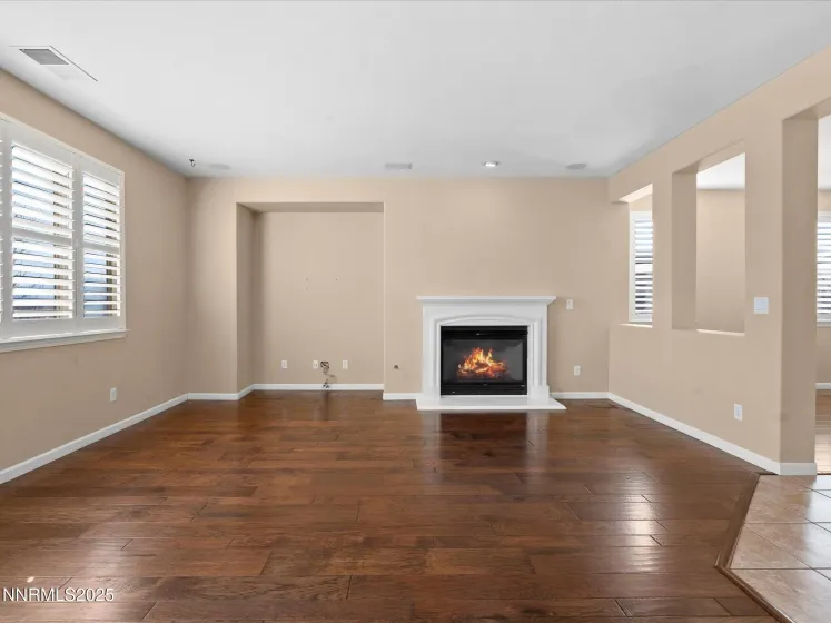 1710 Jewel Star, Reno, Nevada 89506, 4 Bedrooms Bedrooms, ,3 BathroomsBathrooms,Residential,Residential,Jewel Star,250058129