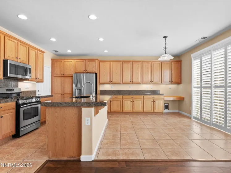 1710 Jewel Star, Reno, Nevada 89506, 4 Bedrooms Bedrooms, ,3 BathroomsBathrooms,Residential,Residential,Jewel Star,250058129