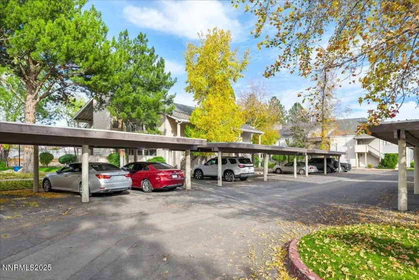 2136 Roundhouse, Sparks, Nevada 89431, 1 Bedroom Bedrooms, ,1 BathroomBathrooms,Residential,Residential,Roundhouse,250058130