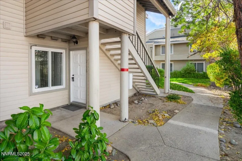 2136 Roundhouse, Sparks, Nevada 89431, 1 Bedroom Bedrooms, ,1 BathroomBathrooms,Residential,Residential,Roundhouse,250058130