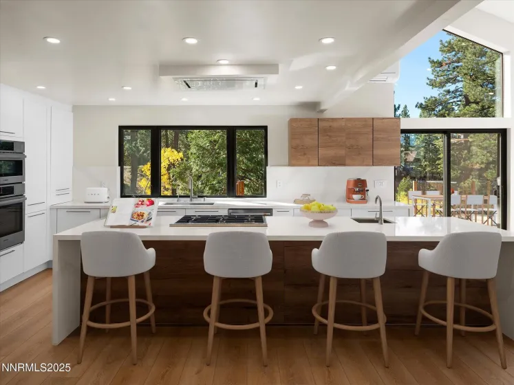 396 Sherwood, Stateline, Nevada 89449, 5 Bedrooms Bedrooms, ,5 BathroomsBathrooms,Residential,Residential,Sherwood,250058133