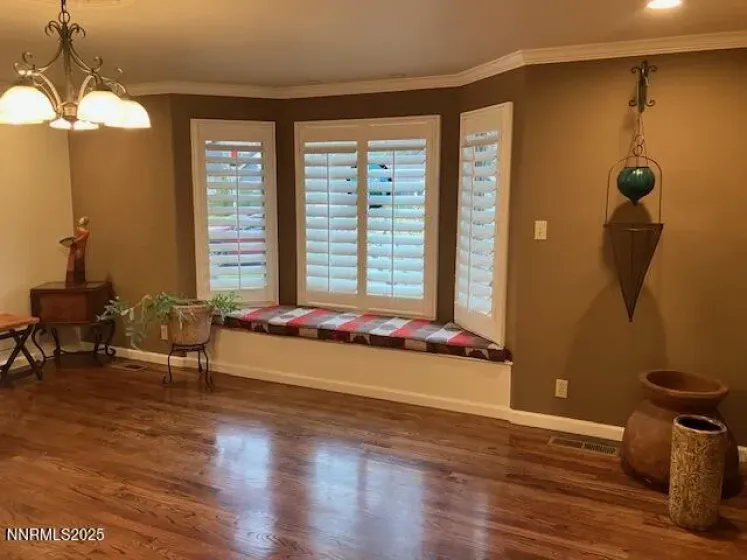 255 Circle, Reno, Nevada 89509, 3 Bedrooms Bedrooms, ,2 BathroomsBathrooms,Residential,Residential,Circle,250058137