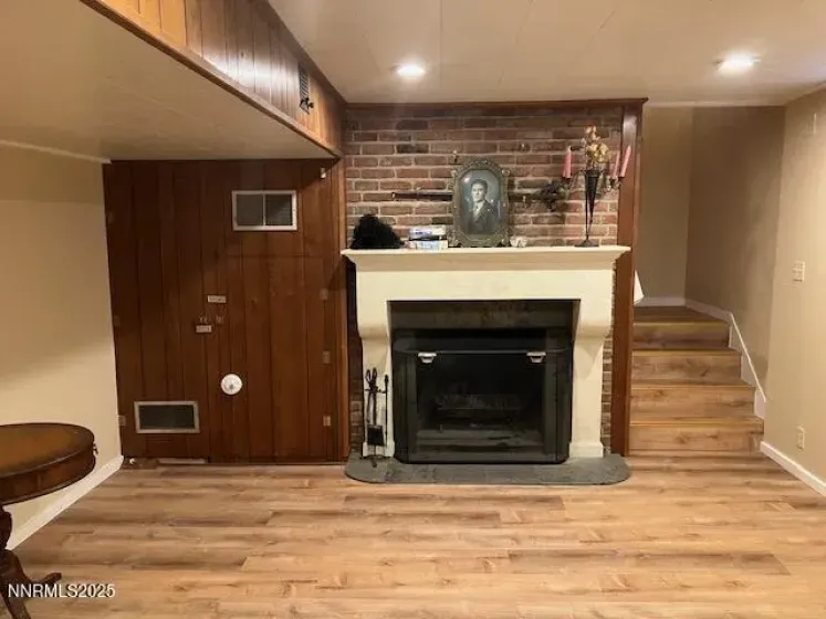 255 Circle, Reno, Nevada 89509, 3 Bedrooms Bedrooms, ,2 BathroomsBathrooms,Residential,Residential,Circle,250058137