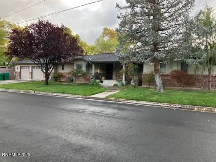 255 Circle, Reno, Nevada 89509, 3 Bedrooms Bedrooms, ,2 BathroomsBathrooms,Residential,Residential,Circle,250058137