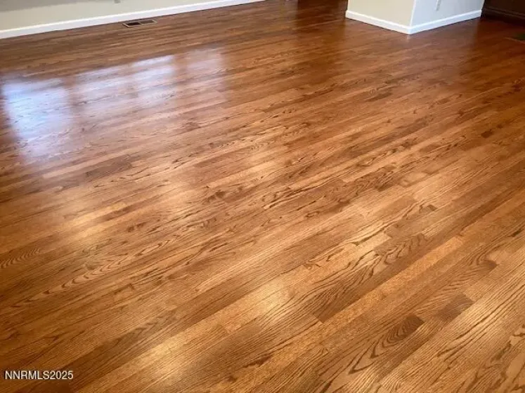 255 Circle, Reno, Nevada 89509, 3 Bedrooms Bedrooms, ,2 BathroomsBathrooms,Residential,Residential,Circle,250058137