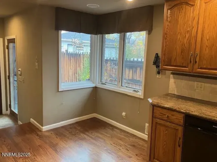 255 Circle, Reno, Nevada 89509, 3 Bedrooms Bedrooms, ,2 BathroomsBathrooms,Residential,Residential,Circle,250058137