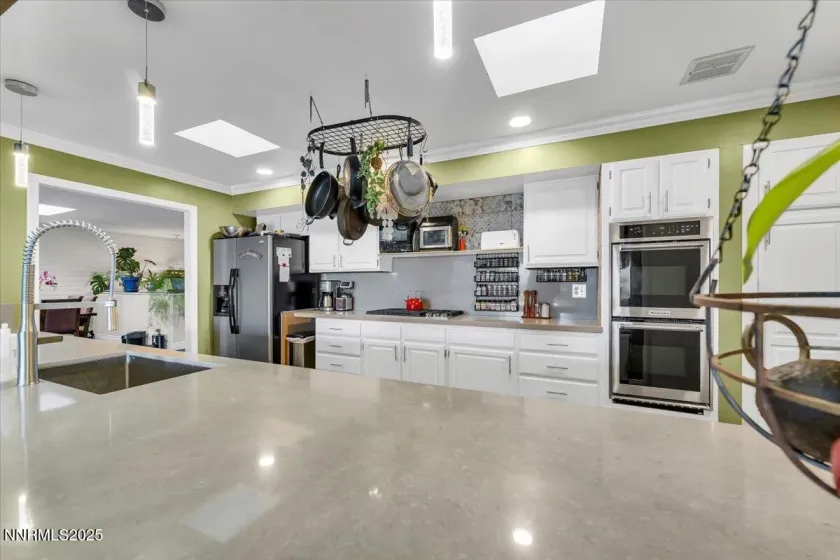 3415 Skyline, Reno, Nevada 89509, 3 Bedrooms Bedrooms, ,3 BathroomsBathrooms,Residential,Residential,Skyline,250058136