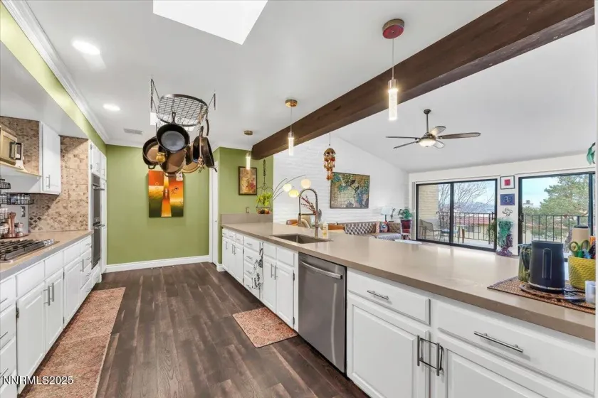 3415 Skyline, Reno, Nevada 89509, 3 Bedrooms Bedrooms, ,3 BathroomsBathrooms,Residential,Residential,Skyline,250058136