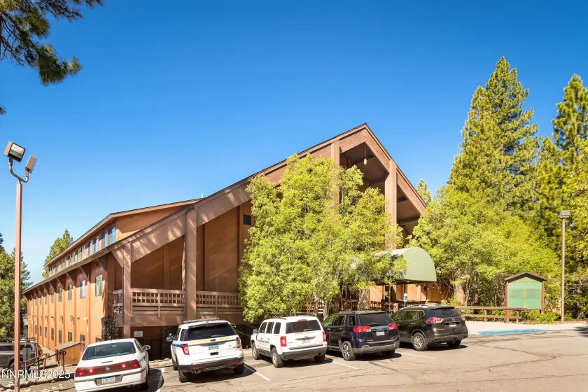 865 Tahoe, Incline Village, Nevada 89451, ,Commercial Lease,Manufactured,Tahoe,250058147