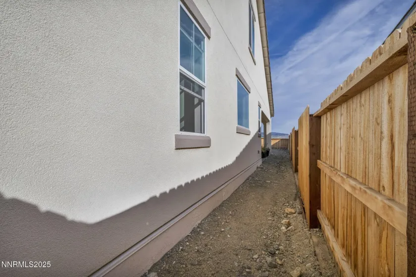 6870 Pilot Peak, Sparks, Nevada 89436, 3 Bedrooms Bedrooms, ,3 BathroomsBathrooms,Residential,Residential,Pilot Peak,250058148