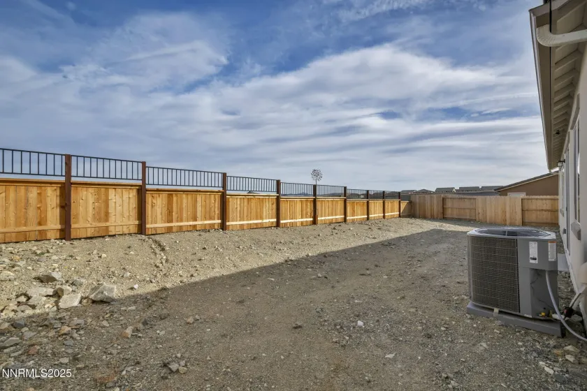 6870 Pilot Peak, Sparks, Nevada 89436, 3 Bedrooms Bedrooms, ,3 BathroomsBathrooms,Residential,Residential,Pilot Peak,250058148