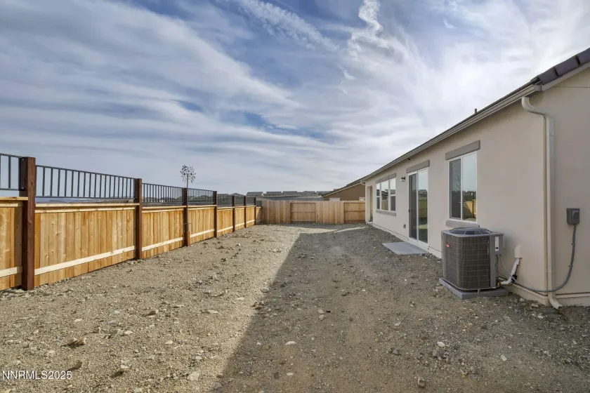 6870 Pilot Peak, Sparks, Nevada 89436, 3 Bedrooms Bedrooms, ,3 BathroomsBathrooms,Residential,Residential,Pilot Peak,250058148