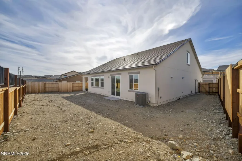 6870 Pilot Peak, Sparks, Nevada 89436, 3 Bedrooms Bedrooms, ,3 BathroomsBathrooms,Residential,Residential,Pilot Peak,250058148