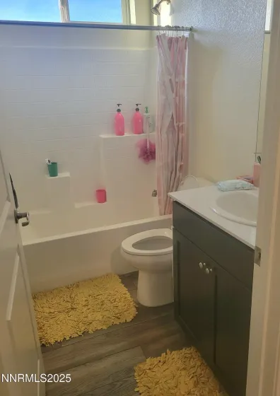 7266 Overture, Reno, Nevada 89506, 3 Bedrooms Bedrooms, ,2 BathroomsBathrooms,Residential,Residential,Overture,250058152