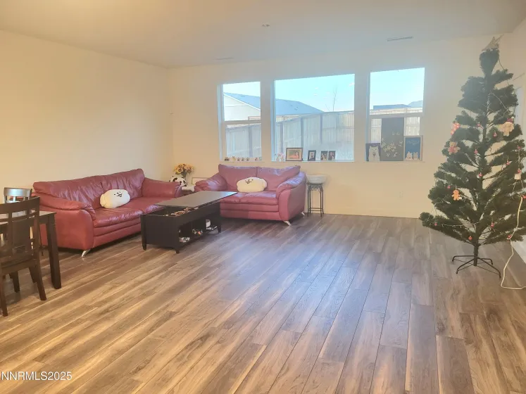 7266 Overture, Reno, Nevada 89506, 3 Bedrooms Bedrooms, ,2 BathroomsBathrooms,Residential,Residential,Overture,250058152