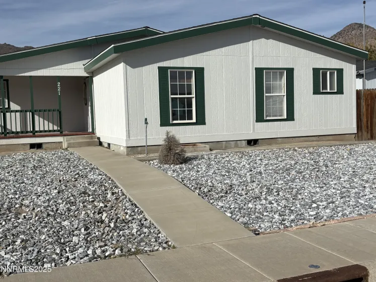221 Glen Vista, Dayton, Nevada 89403, 3 Bedrooms Bedrooms, ,2 BathroomsBathrooms,Residential,Residential,Glen Vista,250058153