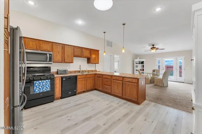 17365 Aquamarine, Reno, Nevada 89508, 3 Bedrooms Bedrooms, ,2 BathroomsBathrooms,Residential,Residential,Aquamarine,250058154