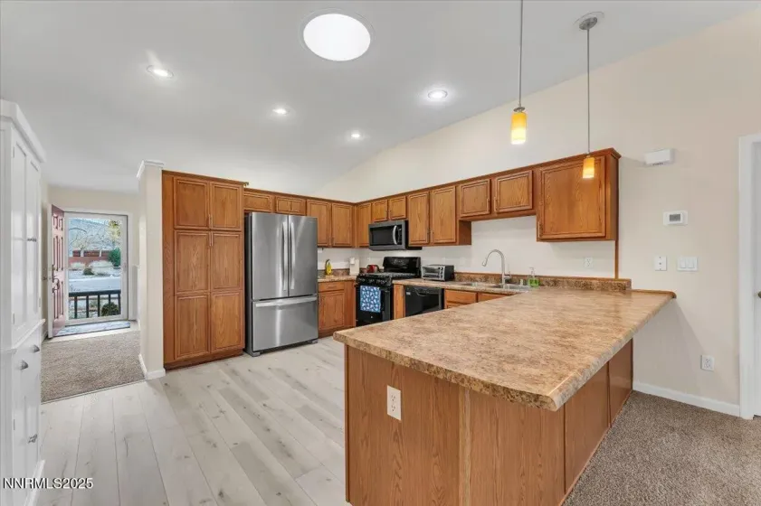 17365 Aquamarine, Reno, Nevada 89508, 3 Bedrooms Bedrooms, ,2 BathroomsBathrooms,Residential,Residential,Aquamarine,250058154