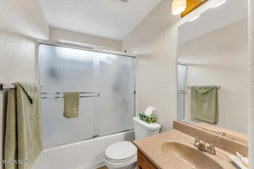 17365 Aquamarine, Reno, Nevada 89508, 3 Bedrooms Bedrooms, ,2 BathroomsBathrooms,Residential,Residential,Aquamarine,250058154