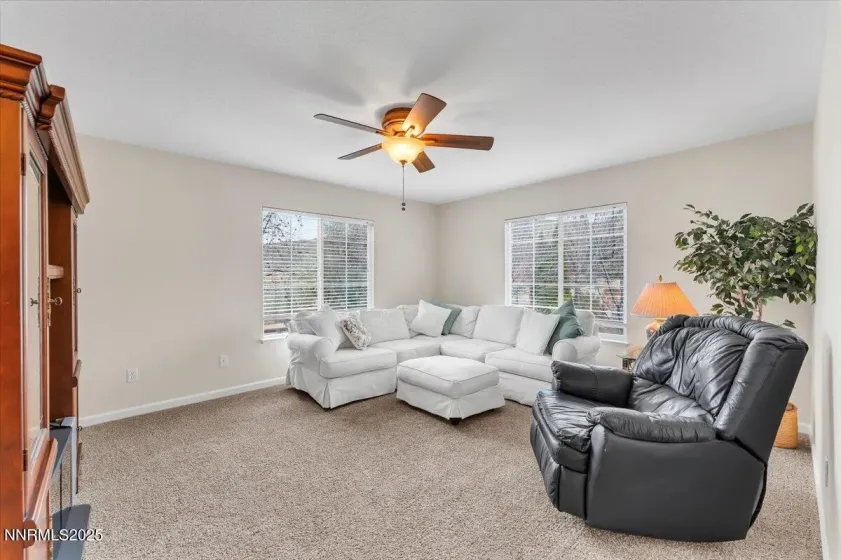 17365 Aquamarine, Reno, Nevada 89508, 3 Bedrooms Bedrooms, ,2 BathroomsBathrooms,Residential,Residential,Aquamarine,250058154