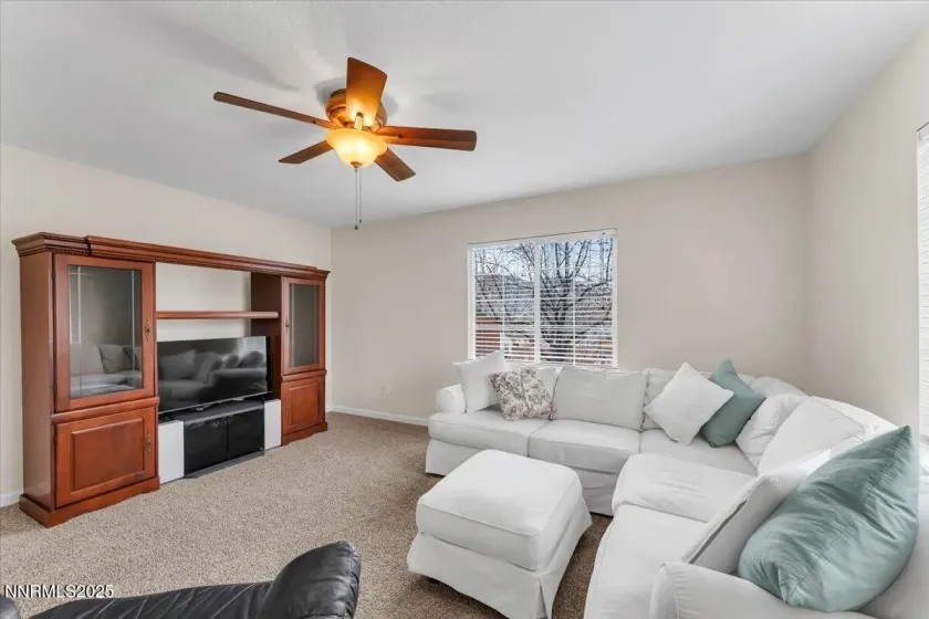 17365 Aquamarine, Reno, Nevada 89508, 3 Bedrooms Bedrooms, ,2 BathroomsBathrooms,Residential,Residential,Aquamarine,250058154