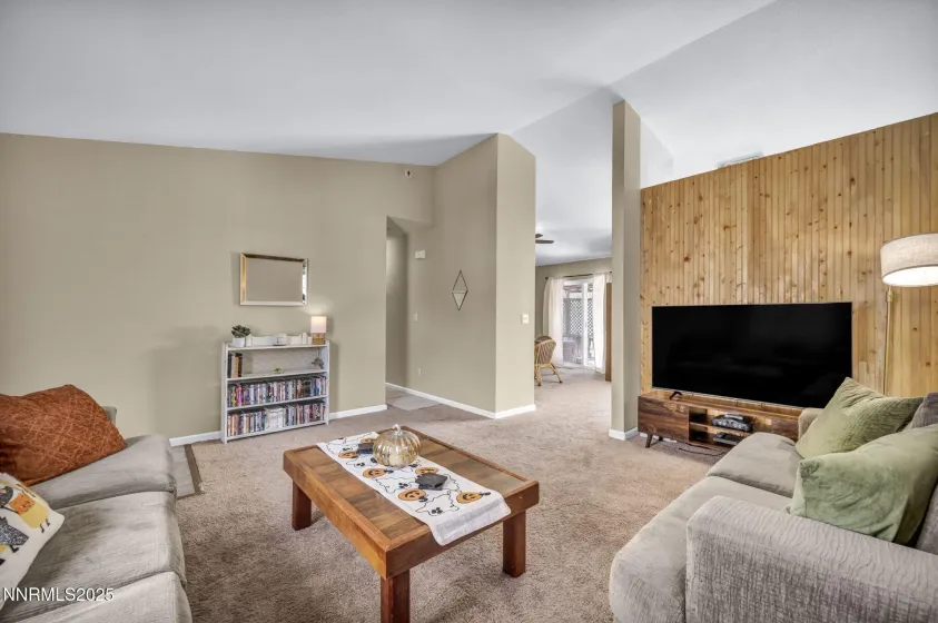 112 Ave De La Bleu De Clair, Sparks, Nevada 89434, 2 Bedrooms Bedrooms, ,2 BathroomsBathrooms,Residential,Residential,Ave De La Bleu De Clair,250057742