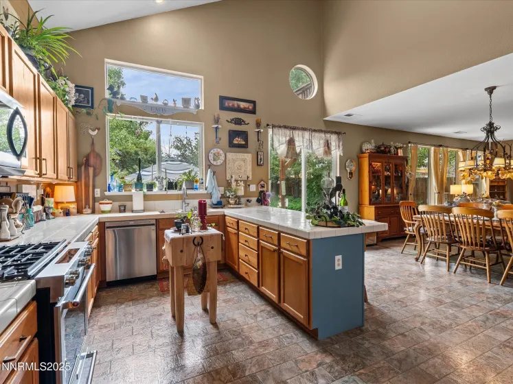 1353 Winnies, Fernley, Nevada 89408, 3 Bedrooms Bedrooms, ,3 BathroomsBathrooms,Residential,Residential,Winnies,250053509