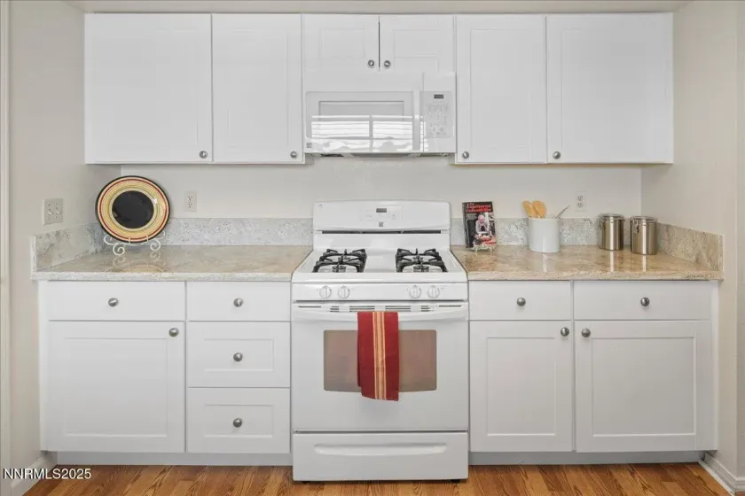 1517 Mill Creek, Gardnerville, Nevada 89410, 3 Bedrooms Bedrooms, ,2 BathroomsBathrooms,Residential,Residential,Mill Creek,250053622