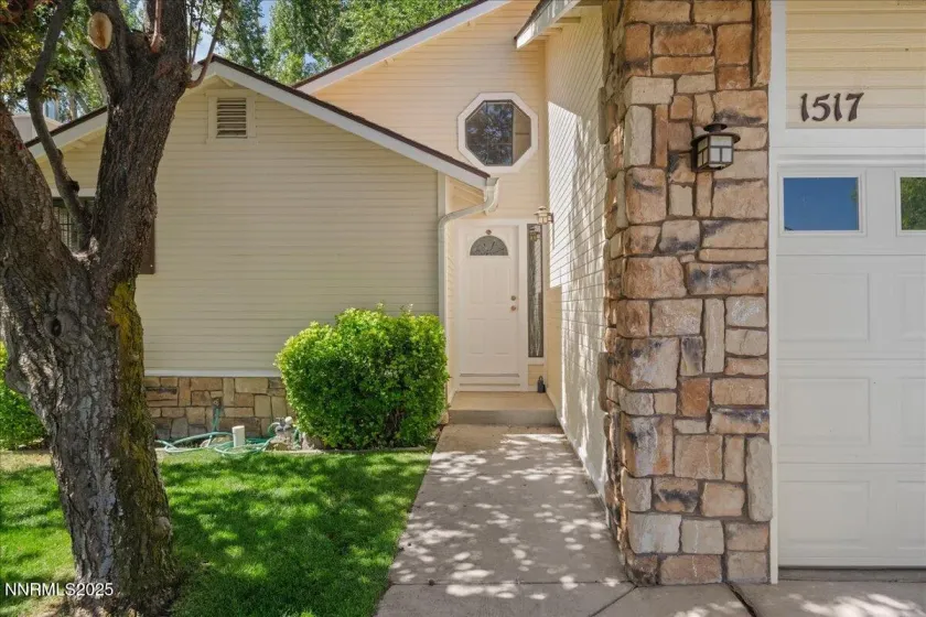 1517 Mill Creek, Gardnerville, Nevada 89410, 3 Bedrooms Bedrooms, ,2 BathroomsBathrooms,Residential,Residential,Mill Creek,250053622