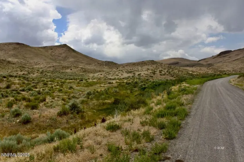12.8 acres Snow Bowl Road, Elko, Nevada 89801, ,Land,Residential,Snow Bowl Road,250058160